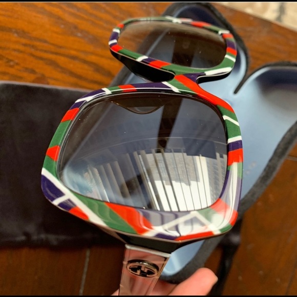 Authentic Gucci 55m plaid Acetate Square Sunglasse - Picture 4 of 8